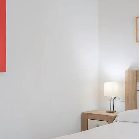 Studio With Double Bed Apartment *